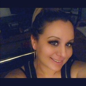 Meet your Posher, Renee